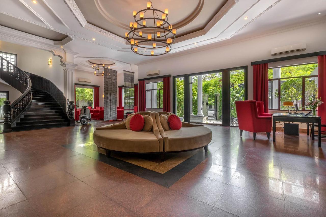 White Mansion 白色公馆 Hotel Phnom Penh Luaran gambar