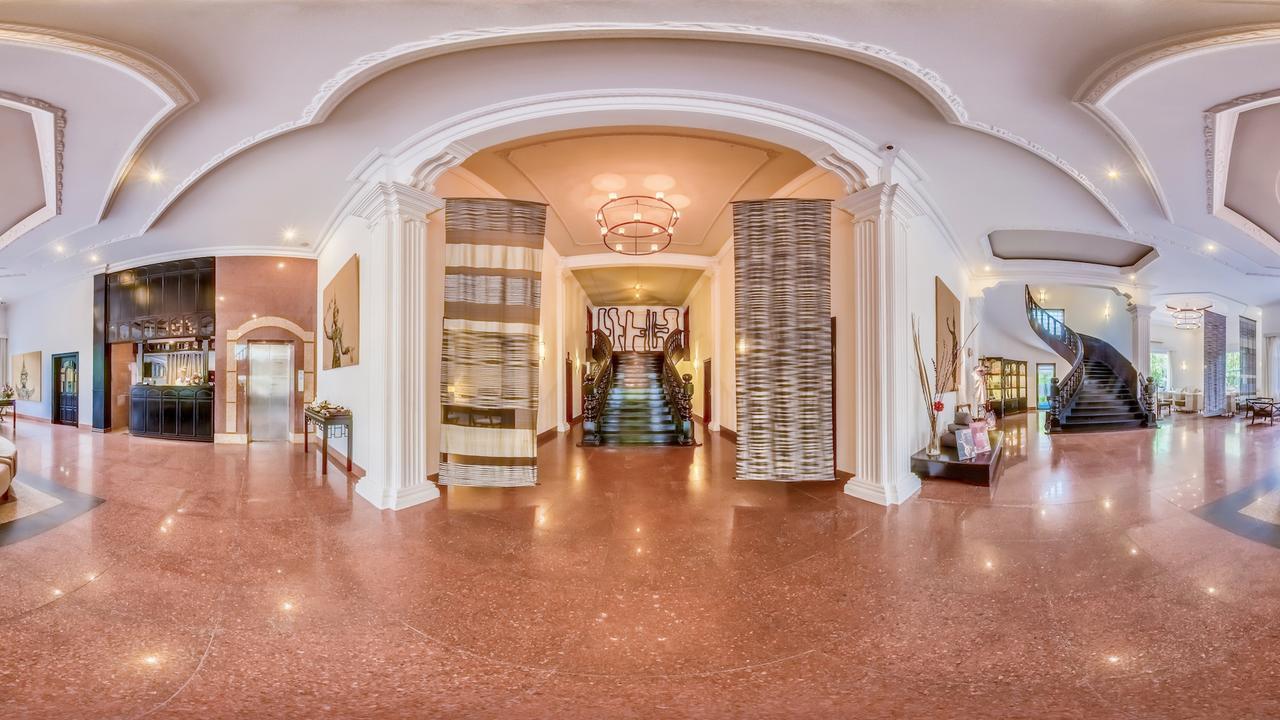 White Mansion 白色公馆 Hotel Phnom Penh Luaran gambar
